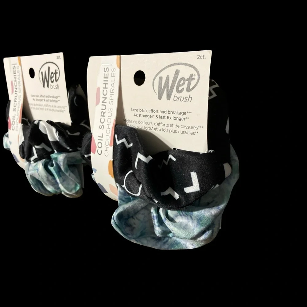 Wet Brush 2 Packs Of 2ct Each Total 4 Coil Hair Scrunchies Ponytail New Packaged